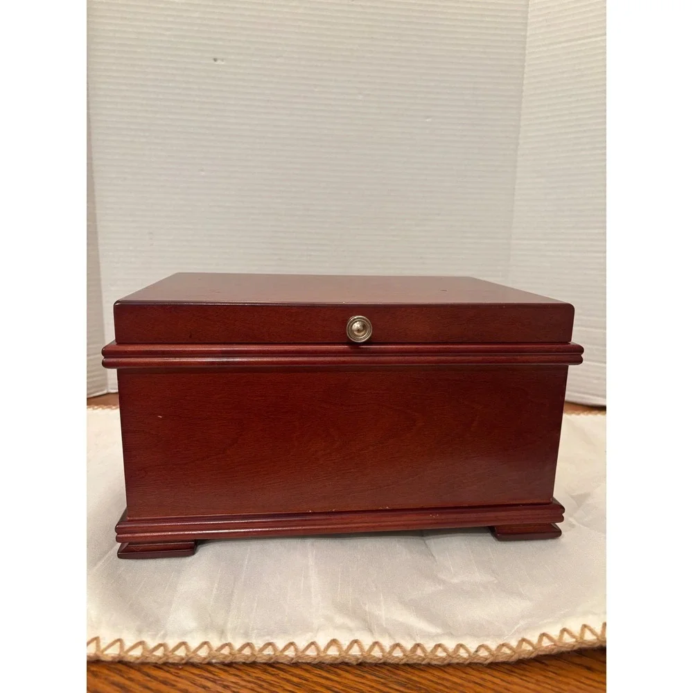 Reed & Barton Mahogany Finish Wood Jewelry Box Mirror Removable Tray Footed 2010